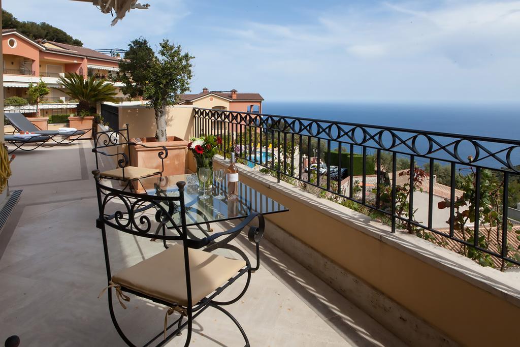 Sunny Panoramic Balcony Apartment Éze Ngoại thất bức ảnh