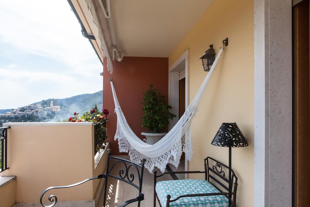 Sunny Panoramic Balcony Apartment Éze Ngoại thất bức ảnh